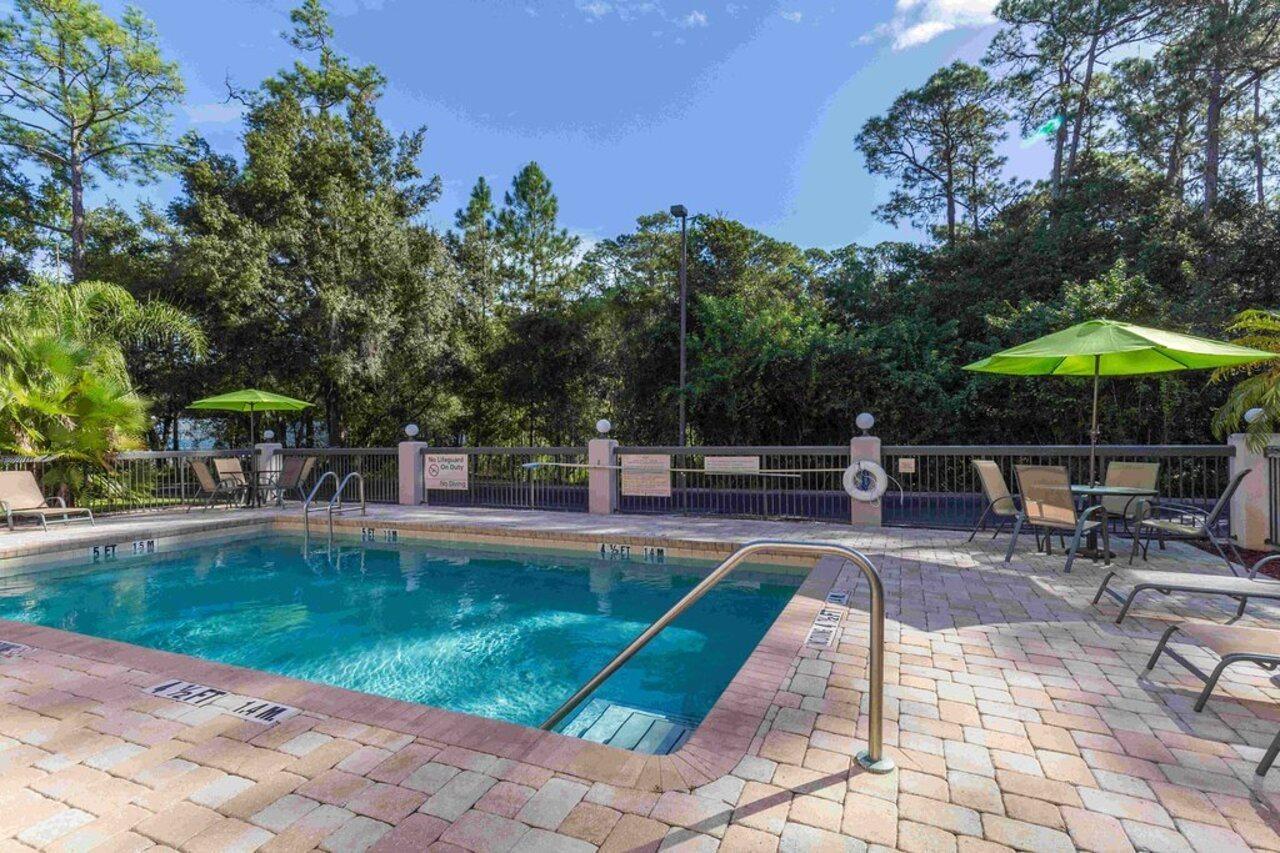 Spark By Hilton Tampa Brandon エクステリア 写真