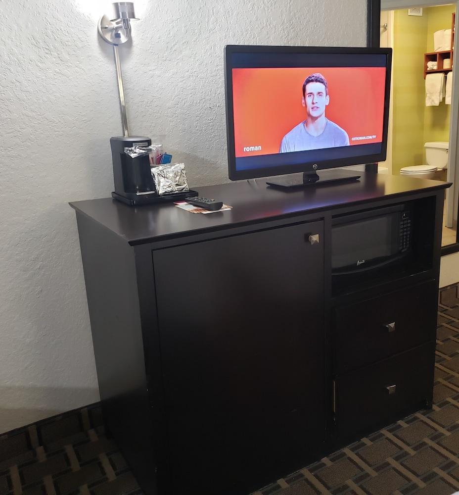 Spark By Hilton Tampa Brandon エクステリア 写真