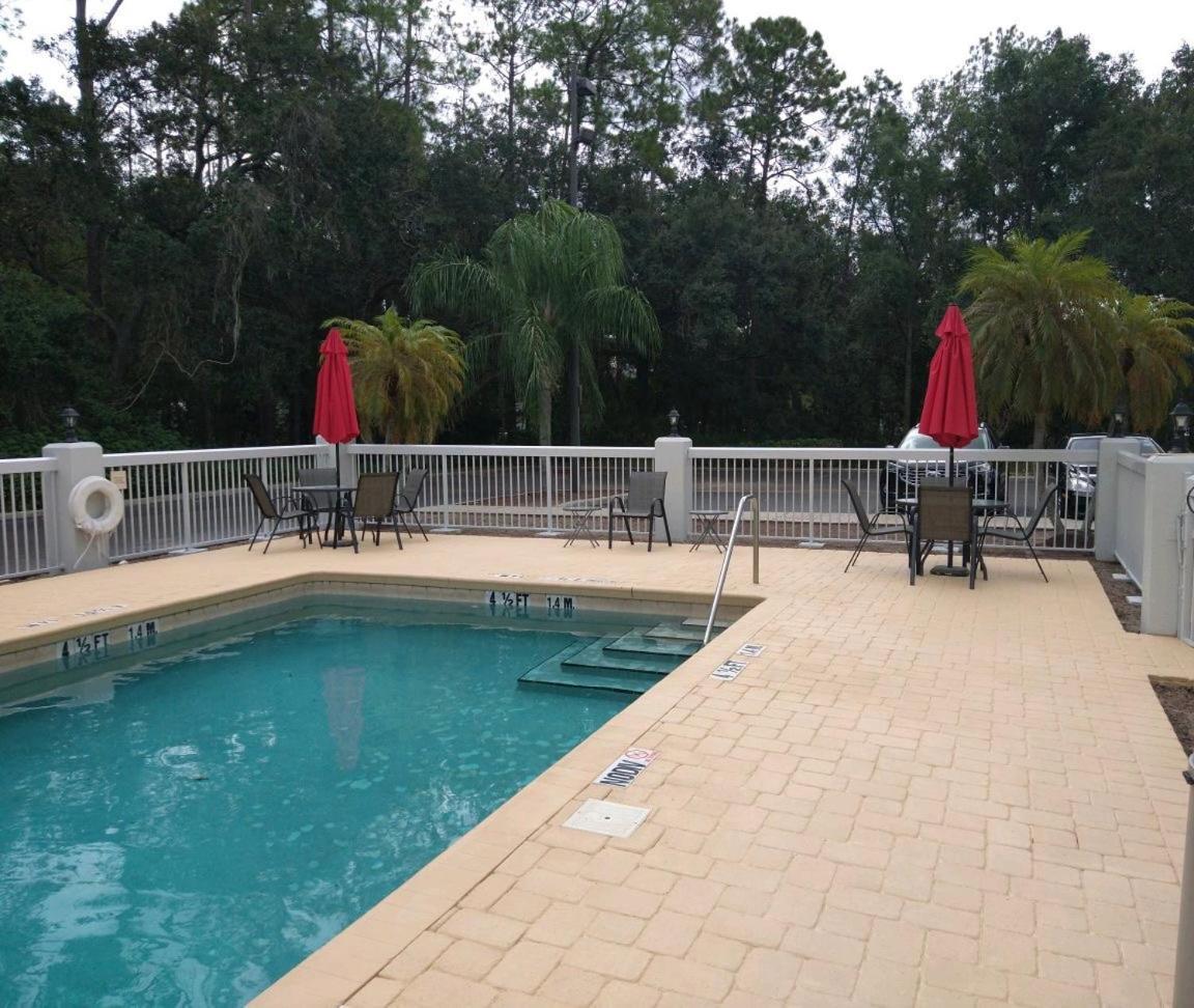 Spark By Hilton Tampa Brandon エクステリア 写真