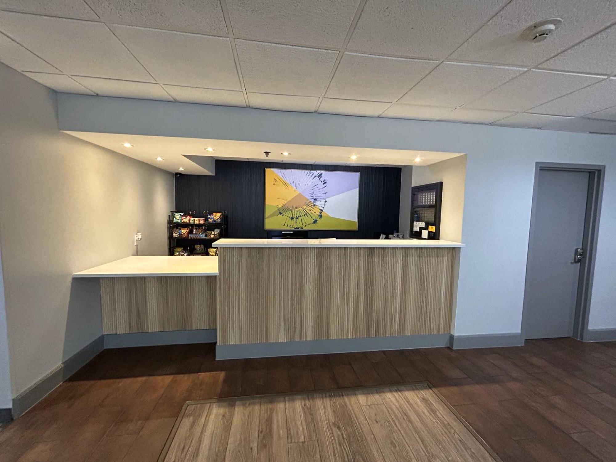 Spark By Hilton Tampa Brandon エクステリア 写真