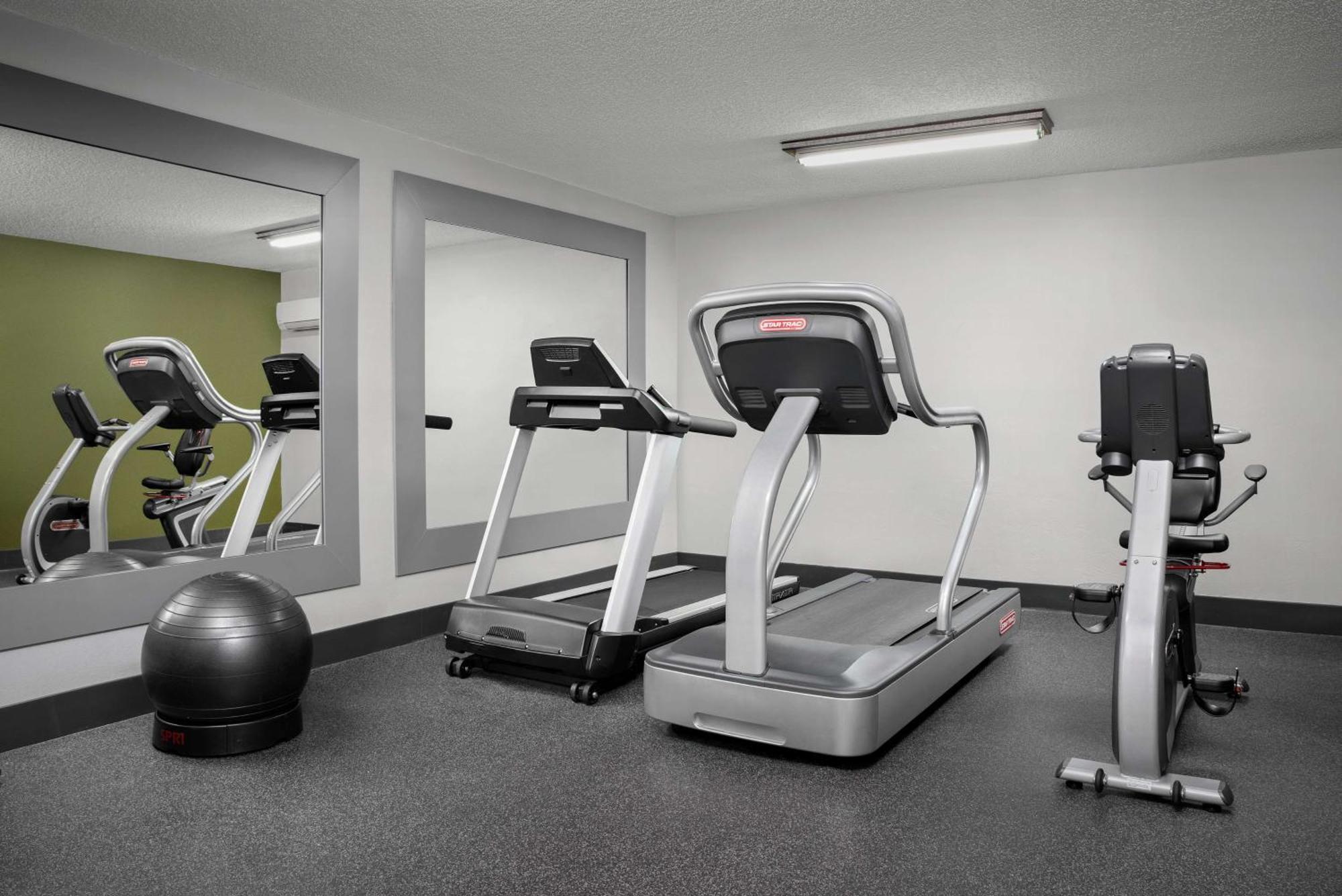 Spark By Hilton Tampa Brandon エクステリア 写真