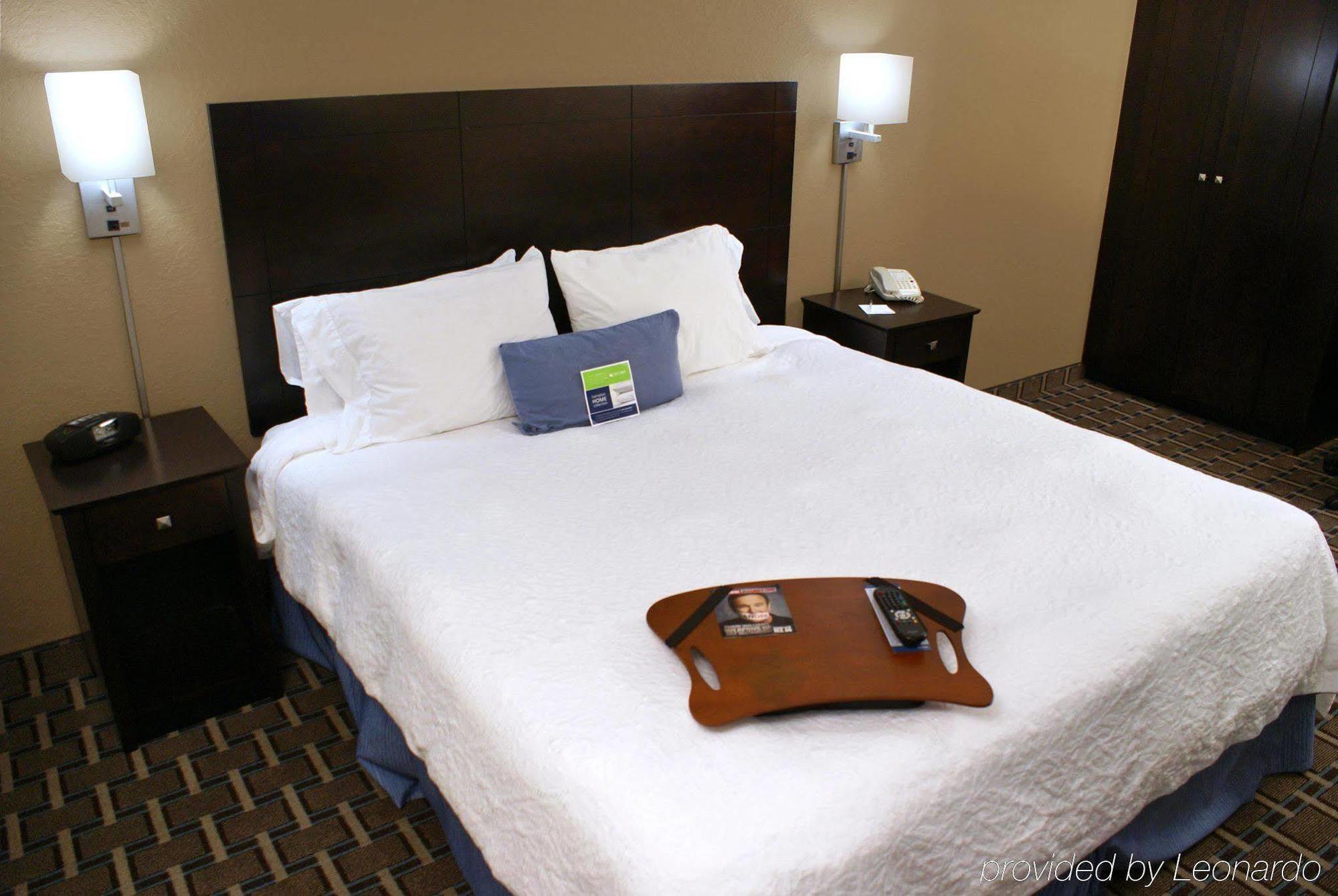 Spark By Hilton Tampa Brandon エクステリア 写真
